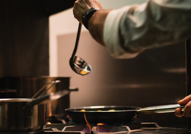 Fully equipped kitchen